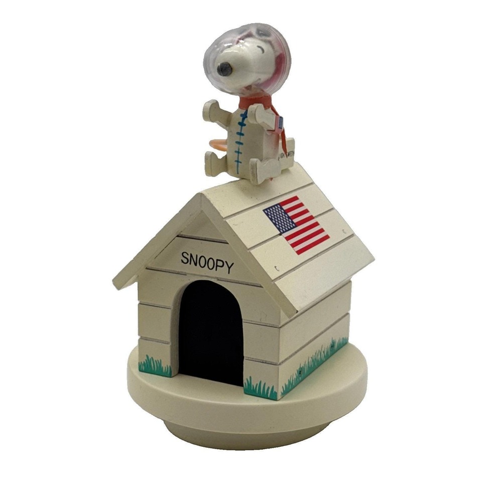 Vintage 1969 Schmid Peanuts Snoopy Astronaut Music Box Fly Me To The Moon Japan